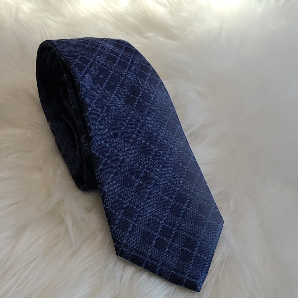 RED Saks fifth Avenue New men's tie